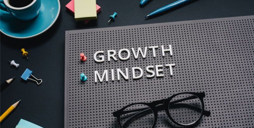 Mengapa Growth Mindset Penting bagi Pengusaha Pemula di Era Digital A