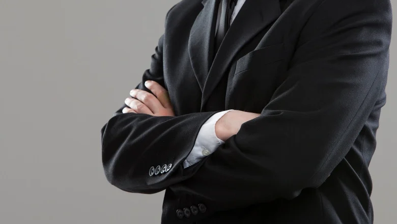 Menjadi-Founder-Langkah-Awal-Menuju-Kesuksesan-Bisnis-Qlausa