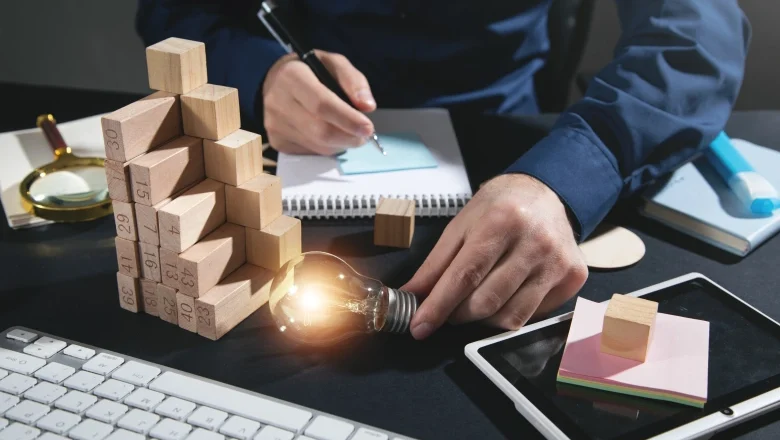 Merancang-Bisnis-Sukses-Panduan-Ringkas-dengan-Business-Model-Canvas-Qlausa