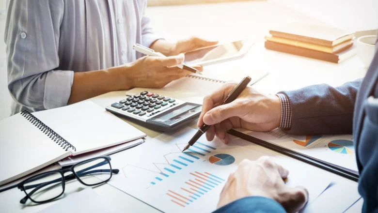 Mengoptimalkan-Efisiensi-Bagaimana-Cost-Structure-Membantu-Bisnis-Anda-Qlausa-1