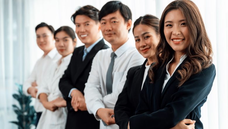 Kunci-Sukses-Distribusi-Membangun-Kemitraan-yang-Kuat-dengan-Channel-Partners-Qlausa-1