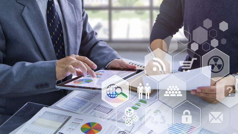 Strategi-Distribusi-yang-Menguntungkan-Panduan-Praktis-untuk-Pemilik-Bisnis-Qlausa-1