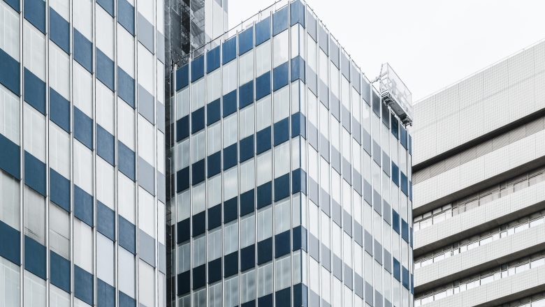 Cara-Menggunakan-LinkedIn-untuk-Membangun-Reputasi-sebagai-Ahli-di-Bidang-Tertentu-Qlaus