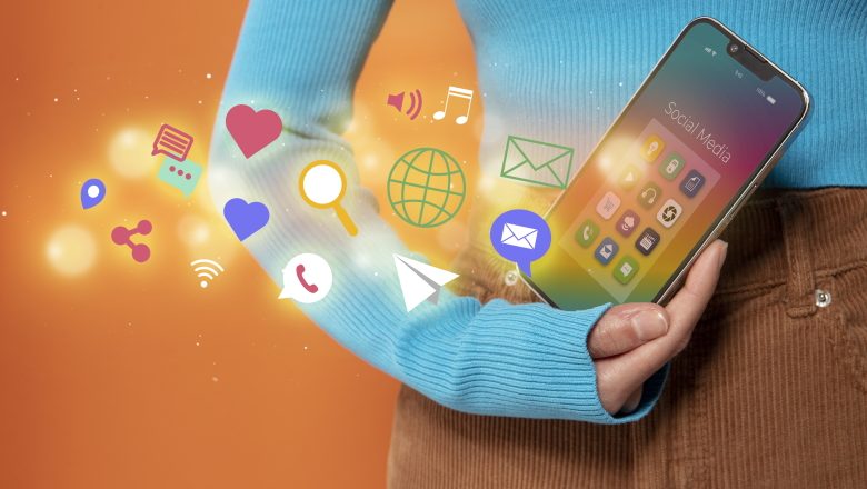 Mengoptimalkan-Layanan-Pelanggan-dengan-Integrasi-Sistem-Omnichannel-Qlausa