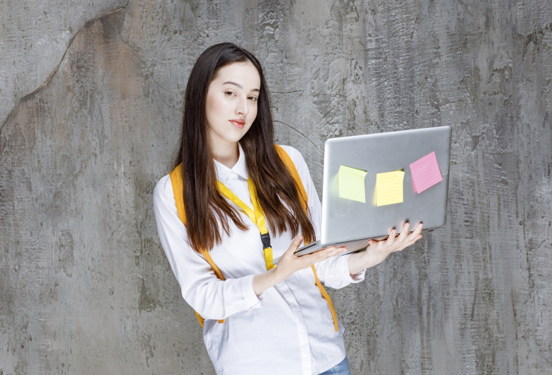 Cara-Menggunakan-SEO-dan-Konten-Blogging-untuk-Meningkatkan-Peringkat-Website-Qlausa