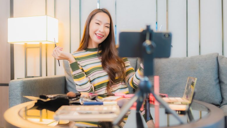 Bagaimana Cara Memanfaatkan Tren TikTok agar Video Masuk FYP?