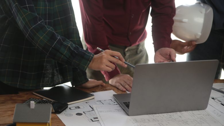 SEO untuk Perusahaan Kontraktor: Strategi Meningkatkan Kredibilitas di Mesin Pencari