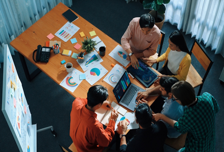 Cara-Digital-Marketing-Workshop-Membantu-Optimalkan-Strategi-Bisnis-Online-Qlausa-1