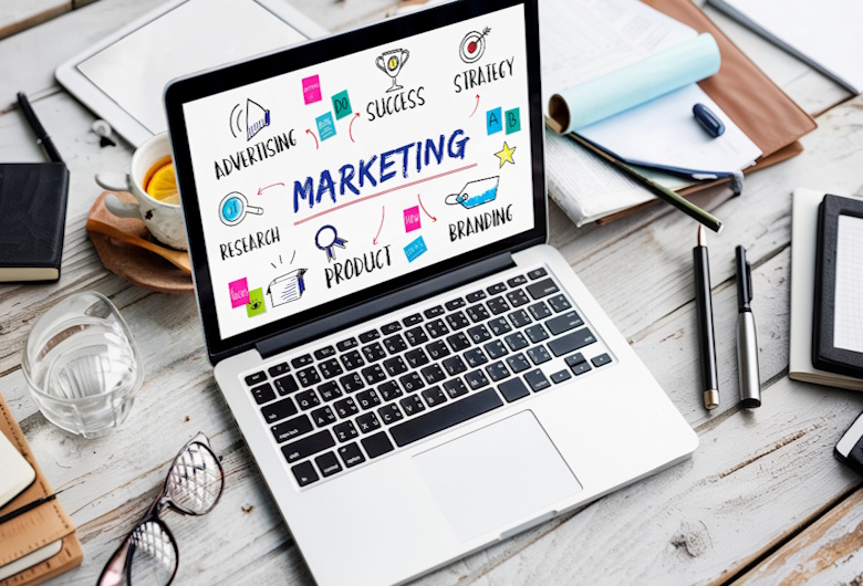 Tantangan dan Keuntungan Menggunakan Jasa Marketing Multichannel