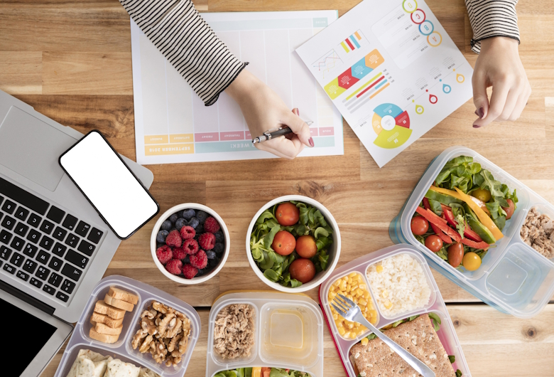 Strategi Digital Marketing F&B: Kunci Pertumbuhan Bisnis Makanan dan Minuman