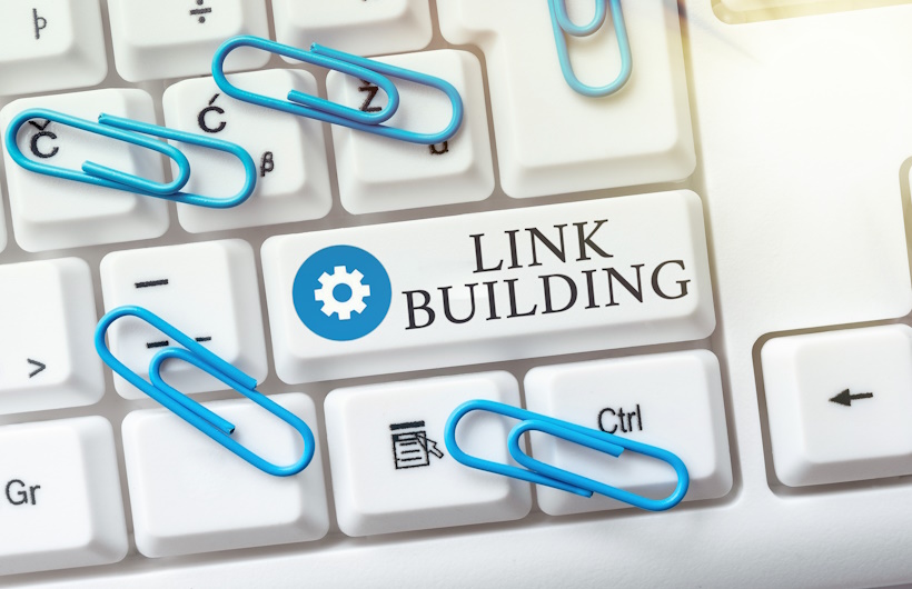 Strategi-Link-Building-Berkualitas-di-Era-AI-Apa-yang-Masih-Relevan-dan-Apa-yang-Harus-Ditinggalkan-Qlausa-1.jpg