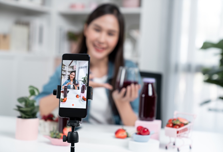 9 Cara Jadi Influencer Pemula dari Nol Followers dengan Strategi yang Realistis