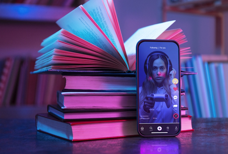 -7-Prinsip-Konten-Storytelling-yang-Wajib-Dipahami-Pemula-Agar-Tidak-Terlihat-Seperti-Iklan-Qlausa