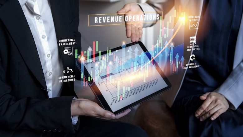 Strategi-Transformasi-Digital-Modern-untuk-Meningkatkan-Efisiensi-Operasional-Qlausa
