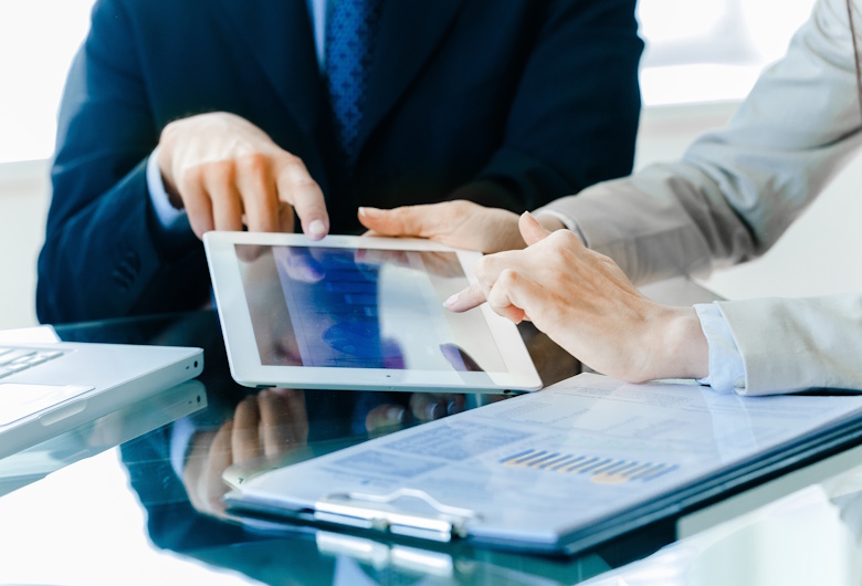 Solusi Digital untuk Perusahaan dalam Meningkatkan Efisiensi dan Produktivitas Bisnis