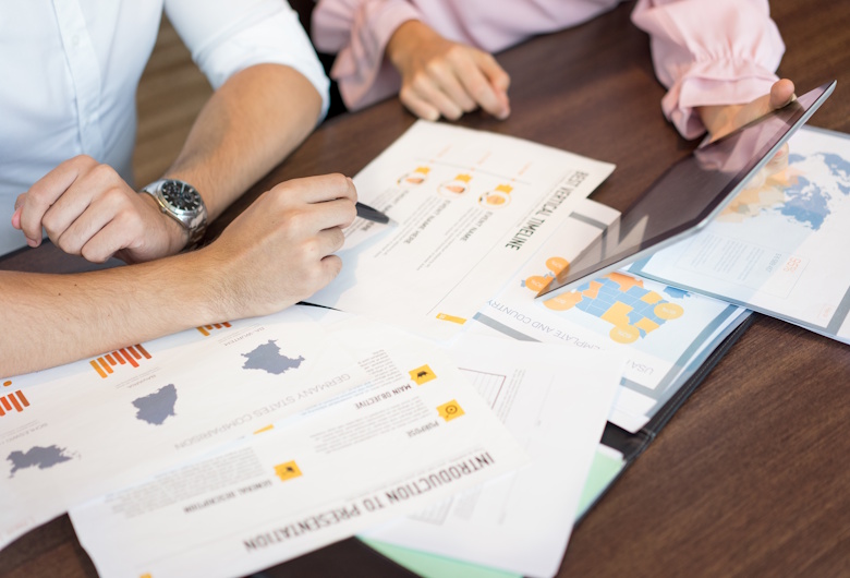Strategi-Pemasaran-Berbasis-Customer-Data-untuk-Meningkatkan-Efektivitas-Kampanye-Qlausa