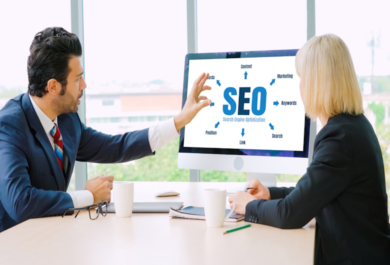 SEO untuk Website Corporate: Strategi Membangun Kredibilitas dan Trafik Organik